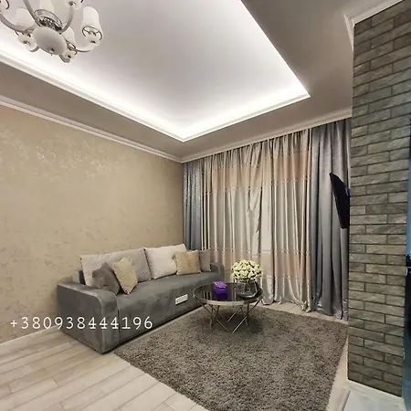 Royal Place 18 Apartment